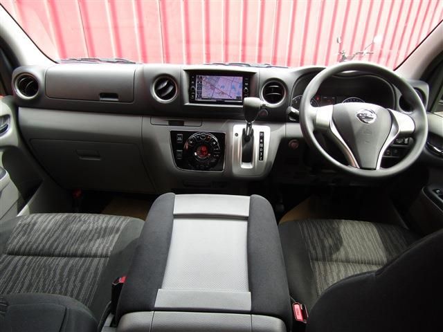 NISSAN NV350 CARAVAN 2020