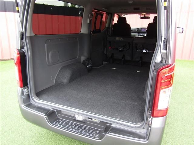 NISSAN NV350 CARAVAN 2020