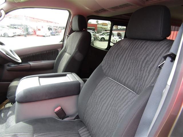 NISSAN NV350 CARAVAN 2020