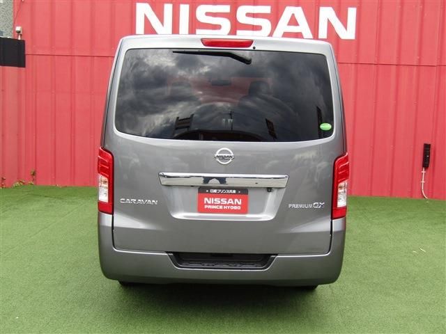NISSAN NV350 CARAVAN 2020