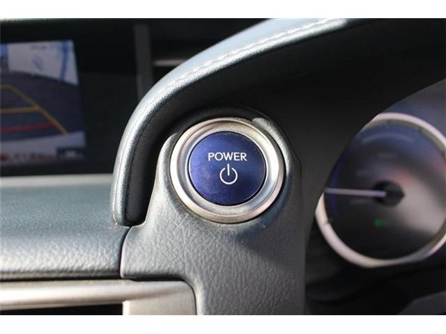 TOYOTA LEXUS IS300h 2013