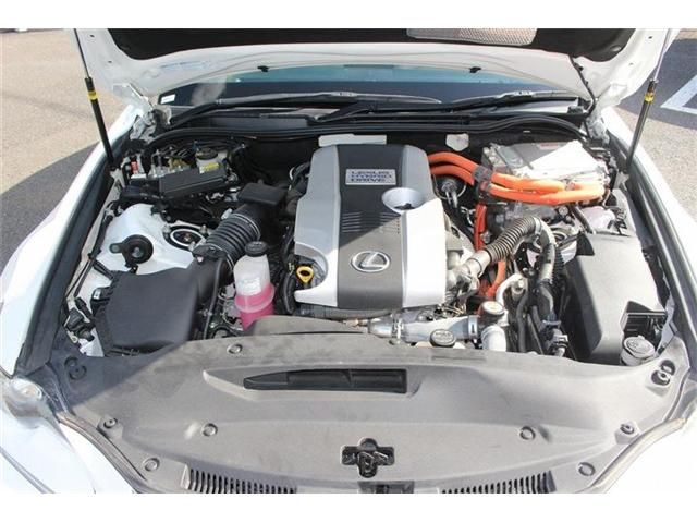 TOYOTA LEXUS IS300h 2013