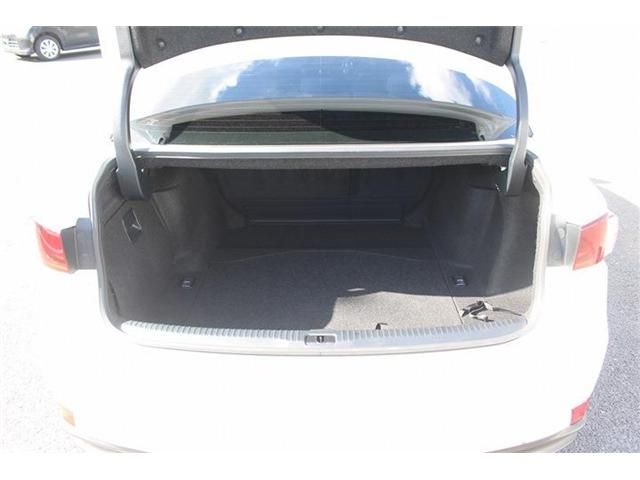 TOYOTA LEXUS IS300h 2013