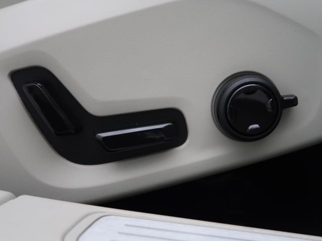 VOLVO VOLVO V60 2024