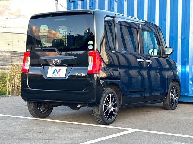 DAIHATSU TANTO 4WD 2018