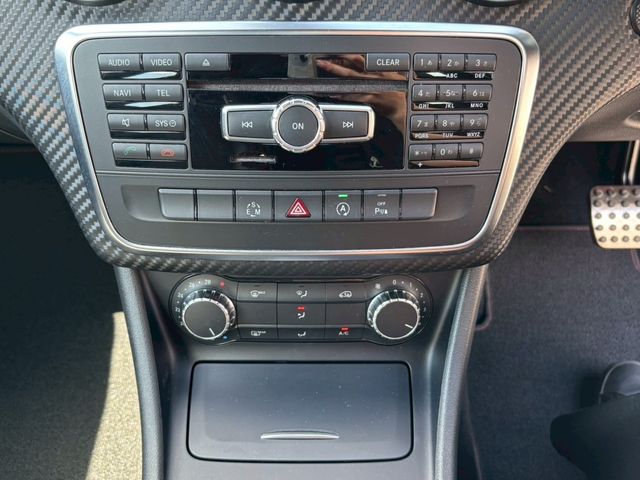 MERCEDES BENZ MERCEDES BENZ A class 2015