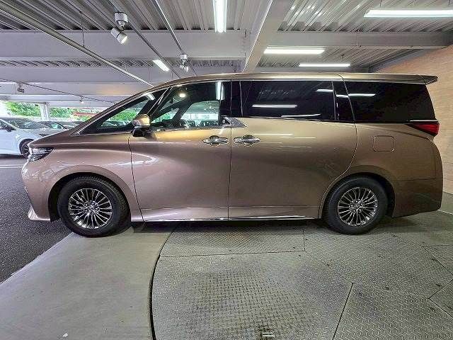 TOYOTA ALPHARD hybrid 2023