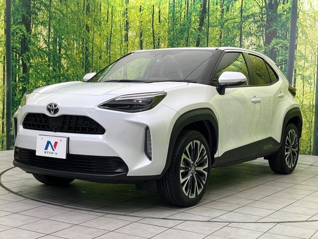 TOYOTA YARIS CROSS 2023