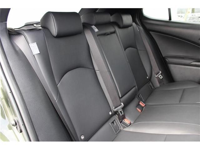 TOYOTA LEXUS UX200 2020