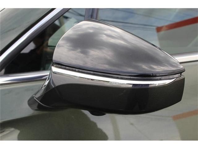 TOYOTA LEXUS UX200 2020