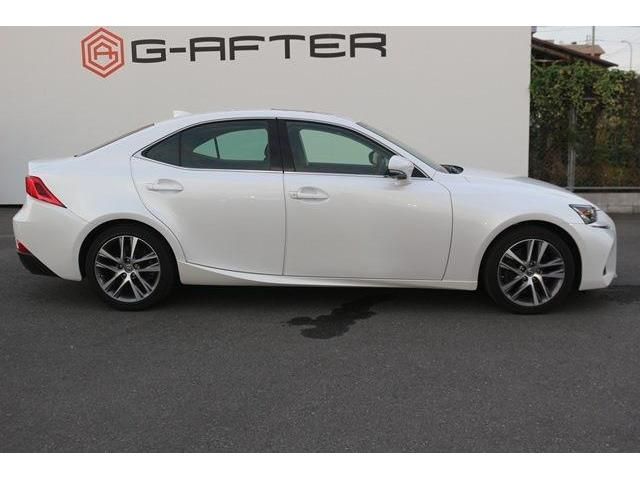 TOYOTA LEXUS IS300 2020