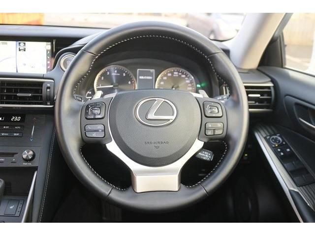 TOYOTA LEXUS IS300 2020