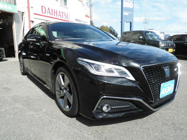 TOYOTA CROWN sedan hybrid 2019