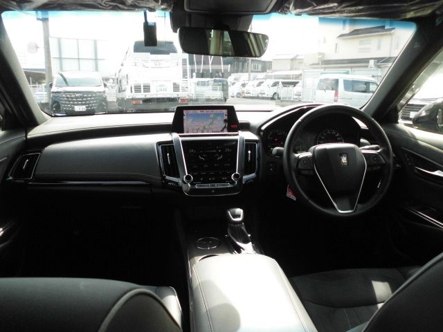 TOYOTA CROWN sedan hybrid 2019