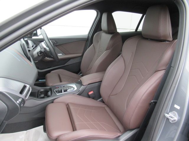 BMW BMW 1series 2025