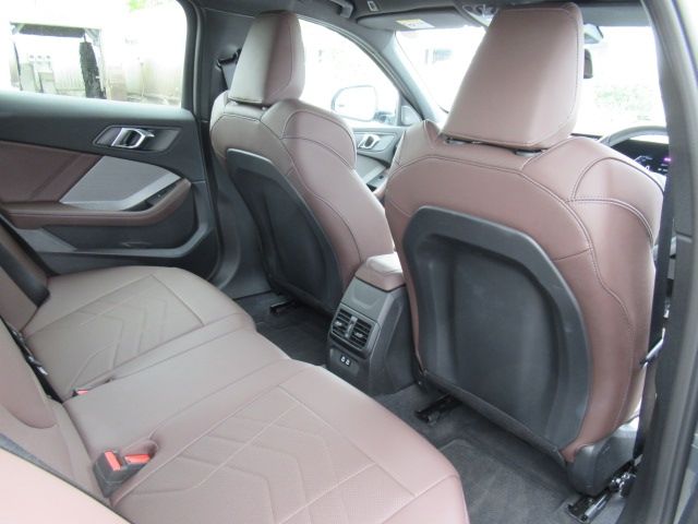 BMW BMW 1series 2025