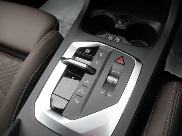 BMW BMW 1series 2025