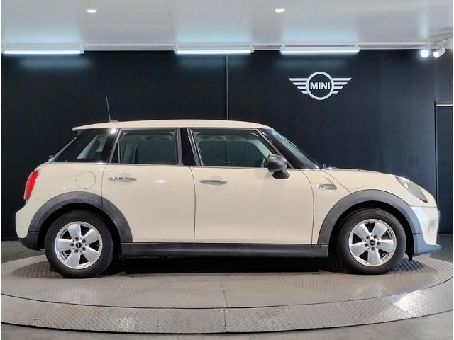 BMW BMW MINI ONE 5DOOR 2017