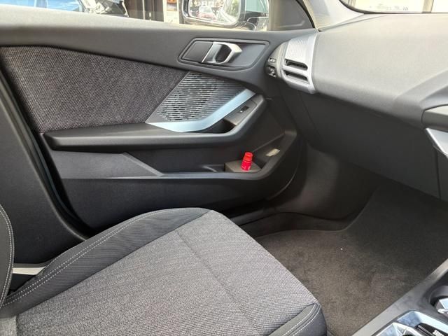 BMW BMW 1series 2025