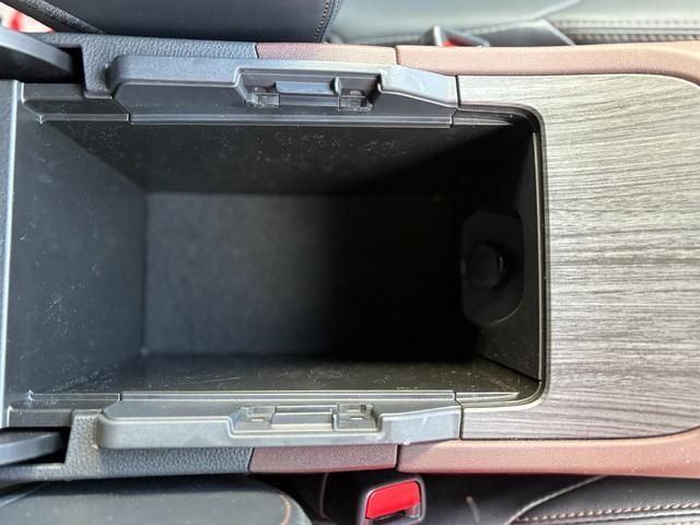 TOYOTA HARRIER 2WD 2021