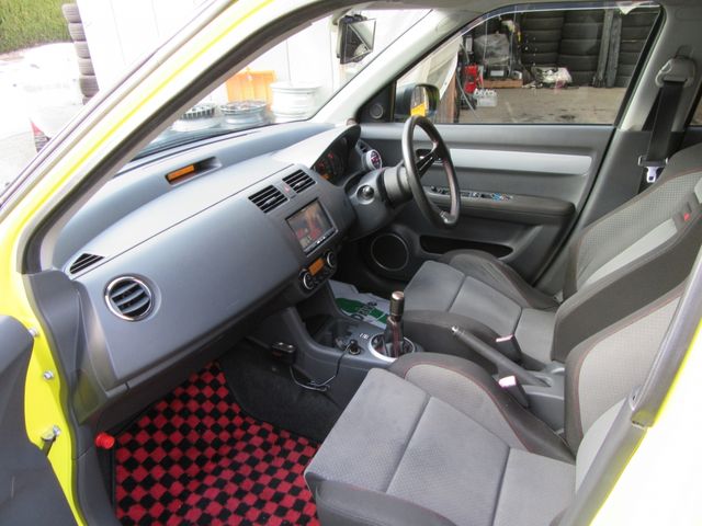 SUZUKI SWIFT 2008