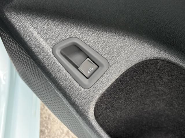 VOLKSWAGEN VOLKSWAGEN GOLF VARIANT 2025