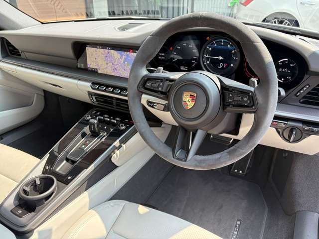 PORSCHE PORSCHE 911 2020