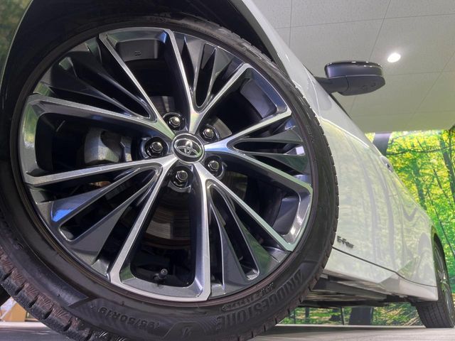 TOYOTA PRIUS 4WD 2023