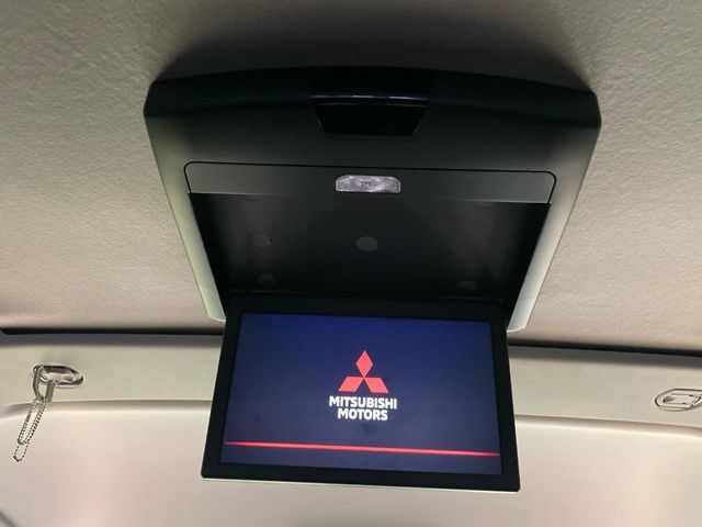 MITSUBISHI DELICA D:5 4WD 2019