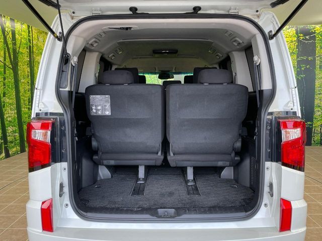 MITSUBISHI DELICA D:5 4WD 2019