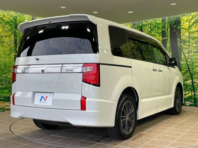 MITSUBISHI DELICA D:5 4WD 2019