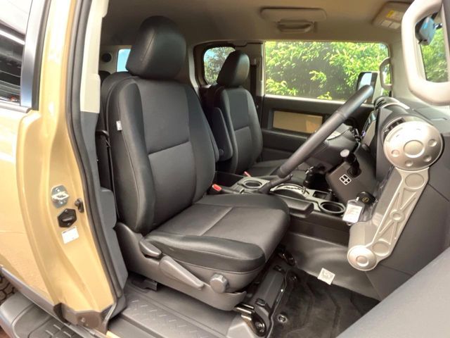 TOYOTA FJ CRUISER 4WD 2016