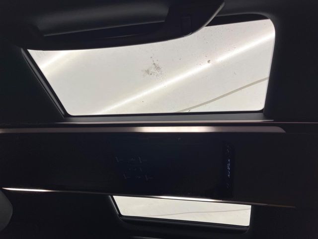 TOYOTA VELLFIRE  HYBRID 2023