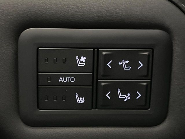 TOYOTA VELLFIRE  HYBRID 2023