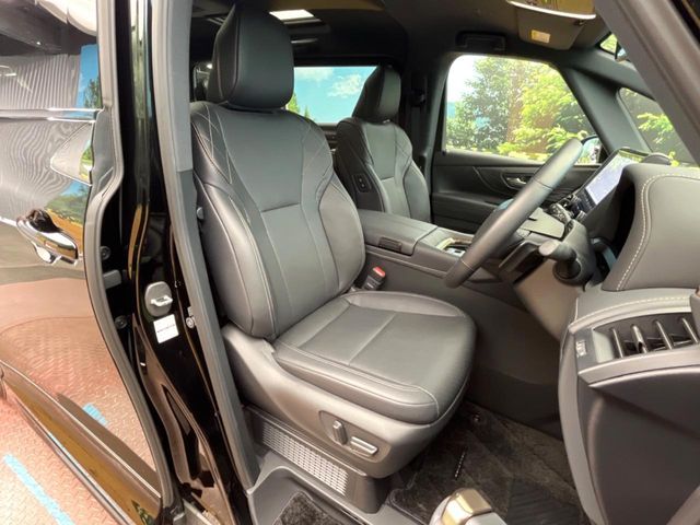 TOYOTA VELLFIRE  HYBRID 2023