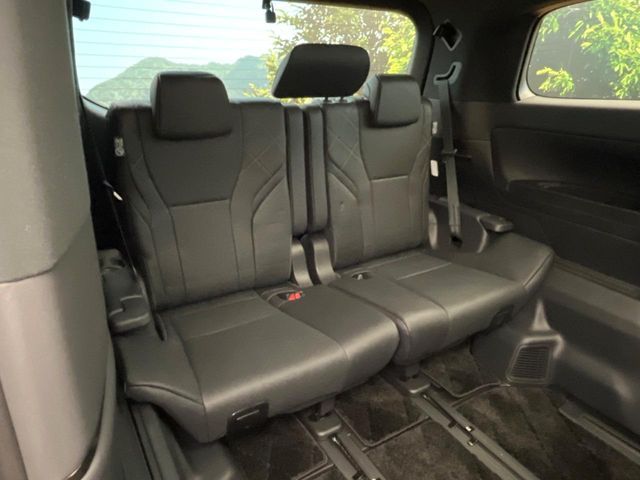 TOYOTA VELLFIRE  HYBRID 2023