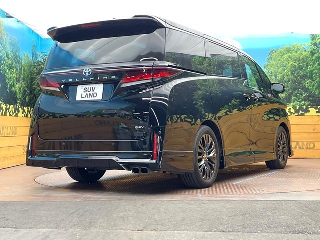 TOYOTA VELLFIRE  HYBRID 2023