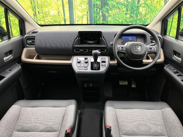 HONDA FREED e:HEV 2025