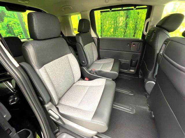 HONDA FREED e:HEV 2025