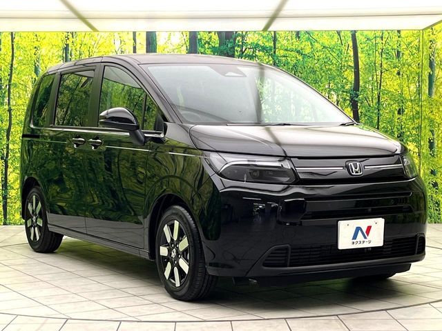 HONDA FREED e:HEV 2025