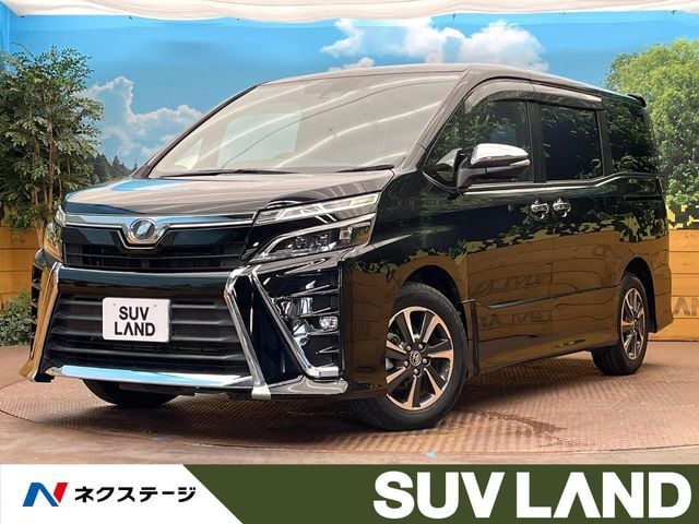 TOYOTA VOXY 2018