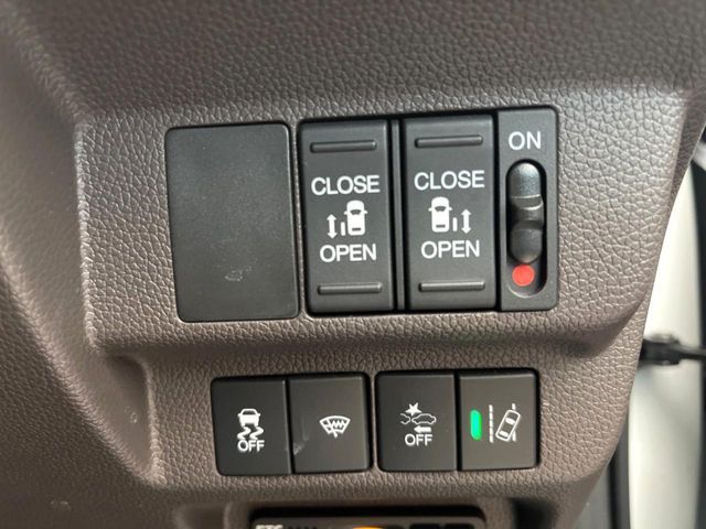 HONDA FREED HYBRID 2022