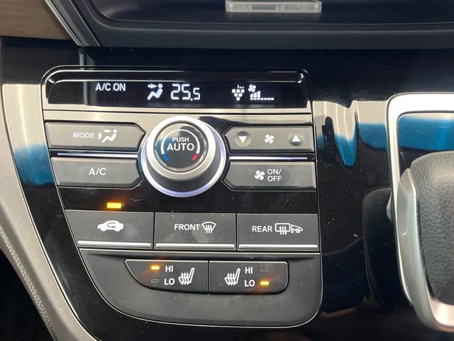 HONDA FREED HYBRID 2022