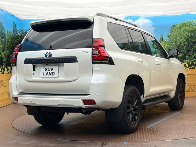 TOYOTA LANDCRUISER PRADO 2023