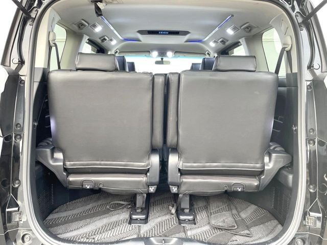 TOYOTA VELLFIRE 2015