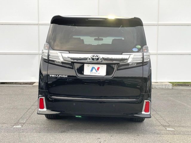 TOYOTA VELLFIRE 2015