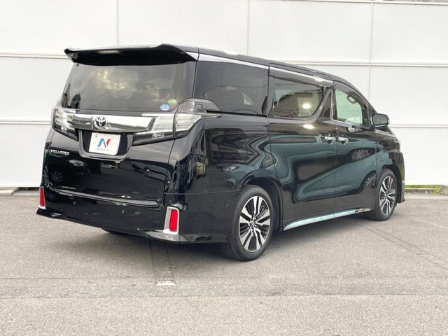 TOYOTA VELLFIRE 2015