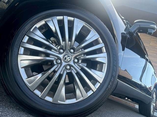 TOYOTA HARRIER HYBRID 2021