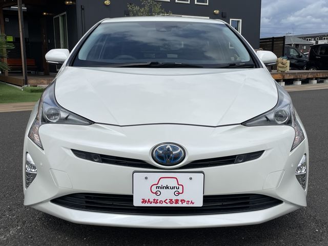 TOYOTA PRIUS 4WD 2016