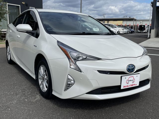 TOYOTA PRIUS 4WD 2016
